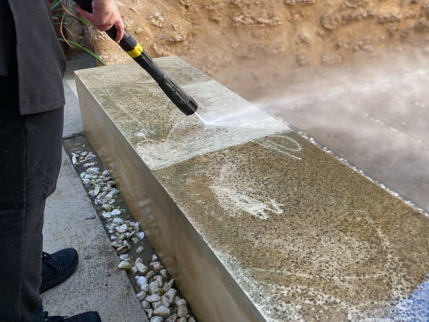 Best Pressure Washing Contractors  in Gunnison, UT